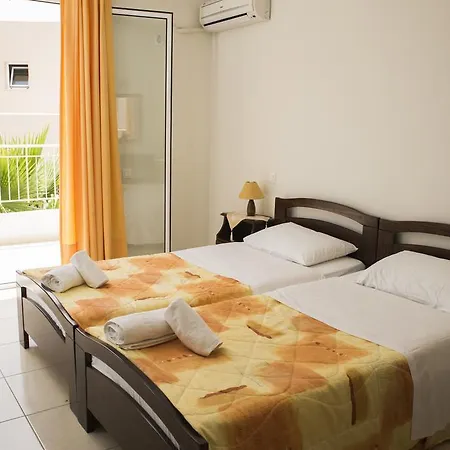 Mani's Rose 3* Sztúpa