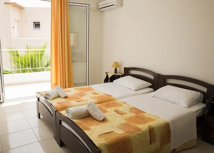 Mani's Rose 3* Stoúpa